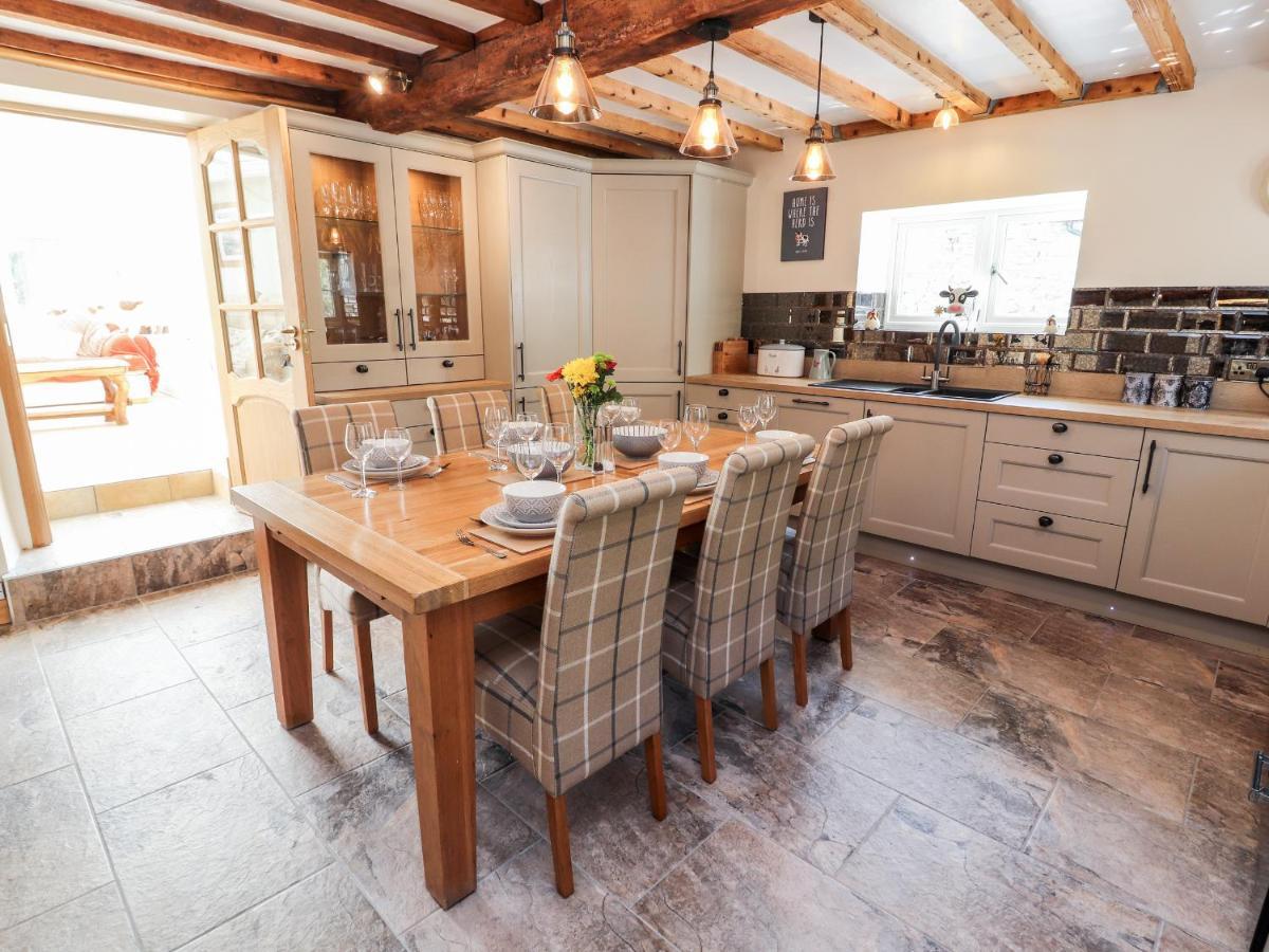Nant Y Celyn Villa รูธิน ภายนอก รูปภาพ