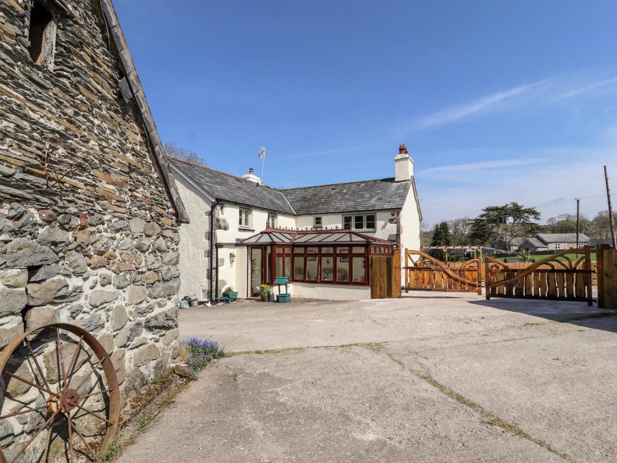Nant Y Celyn Villa รูธิน ภายนอก รูปภาพ