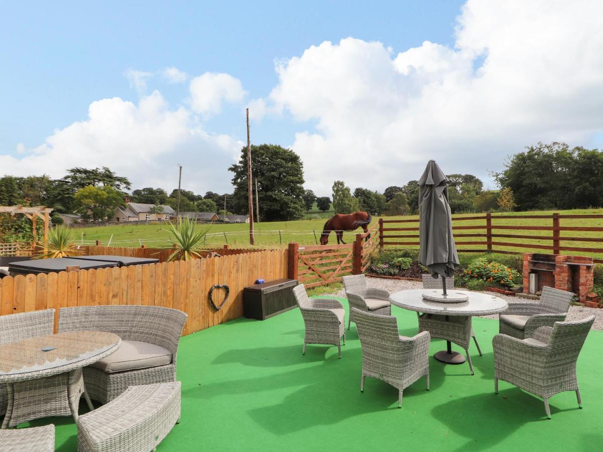 Nant Y Celyn Villa รูธิน ภายนอก รูปภาพ